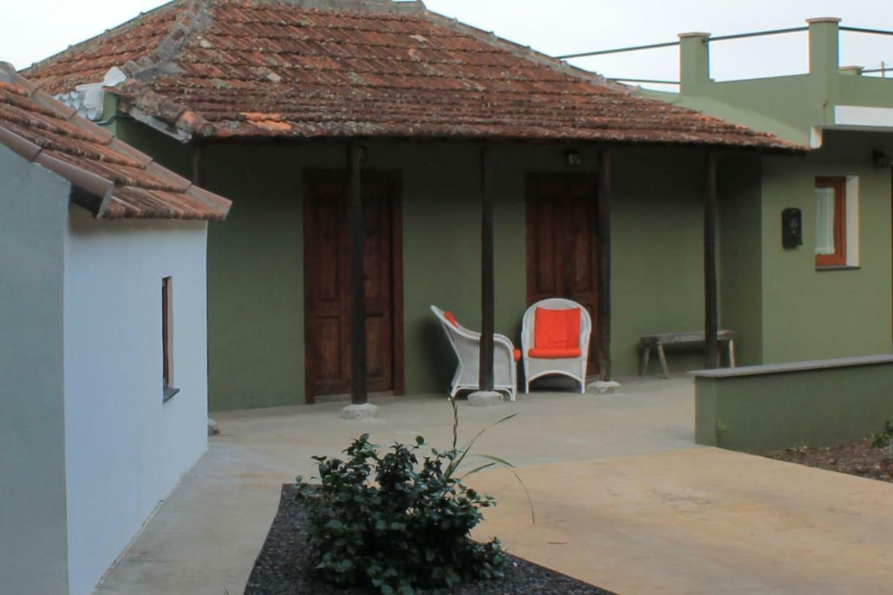 Hostal Casa Fita en El Cubo de La Galga Puntallana Exterior foto